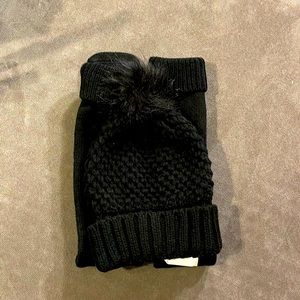 Winter Hat & Sock Jetset Diaries Beanie&Sock Black